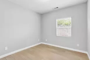 2820 26th Ave, Sacramento, CA 95820 - Photo 18