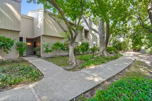 1063 Commons Dr, Sacramento, CA 95825 - Photo 2