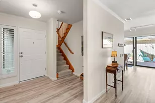 1063 Commons Dr, Sacramento, CA 95825 - Photo 16