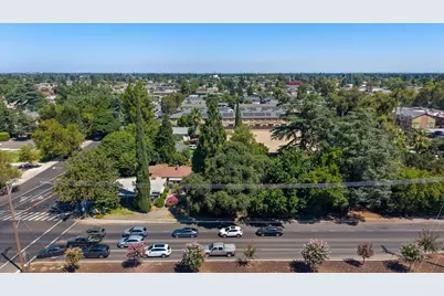 800 N Olive Avenue, Turlock, CA 95380 - Photo 4