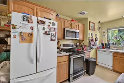 2044 Middleberry Road, Sacramento, CA 95815 - Photo 16