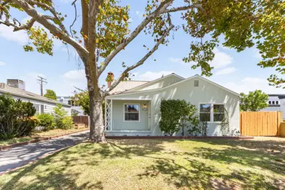 679 55th Street, Sacramento, CA 95819 - Photo 2