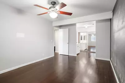 7945 La Riviera Dr, Sacramento, CA 95826 - Photo 14