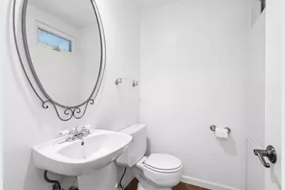 7945 La Riviera Dr, Sacramento, CA 95826 - Photo 12