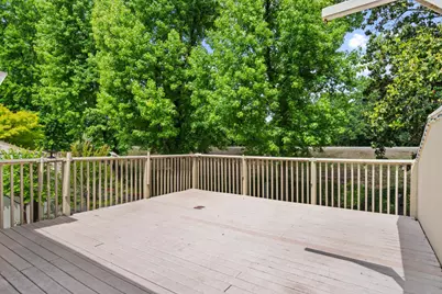 7945 La Riviera Dr, Sacramento, CA 95826 - Photo 24