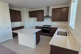 2386 Satin Leaf Ct, Lodi, CA 95242 - Photo 2
