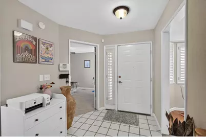 1920 University Park Drive, Sacramento, CA 95825 - Photo 8