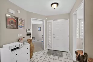 1920 University Park Dr, Sacramento, CA 95825 - Photo 8