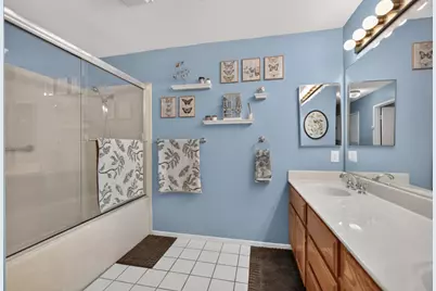 1920 University Park Drive, Sacramento, CA 95825 - Photo 32