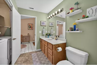 1920 University Park Drive, Sacramento, CA 95825 - Photo 12