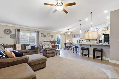 251 White Water Way, Yuba City, CA 95991 - Photo 2