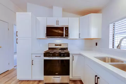 Standiford #80, Modesto, CA 95350 - Photo 2