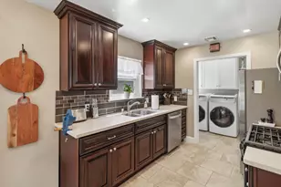 5032 T St, Sacramento, CA 95819 - Photo 22