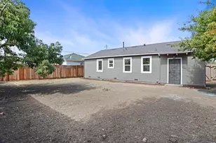 508 Clara St, Oakland, CA 94603 - Photo 28