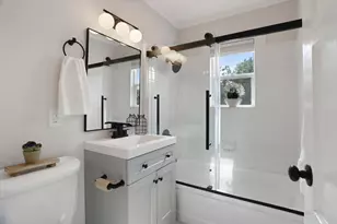 508 Clara St, Oakland, CA 94603 - Photo 18