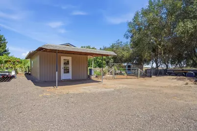 12024 Orange Blossom Road, Oakdale, CA 95361 - Photo 38