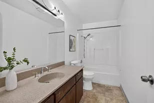 63 Six Rivers Cir, Sacramento, CA 95831 - Photo 26