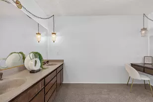 63 Six Rivers Cir, Sacramento, CA 95831 - Photo 30