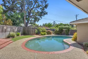 1294 Noonan Dr, Sacramento, CA 95822 - Photo 36