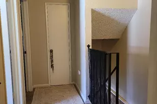 4702 Greenholme Dr, Sacramento, CA 95842 - Photo 18