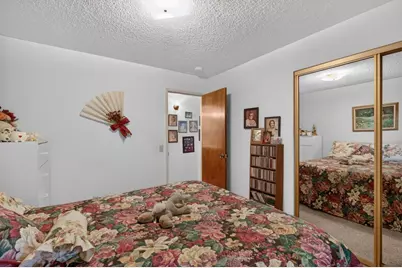 8736 Mackey Road, Elk Grove, CA 95624 - Photo 32
