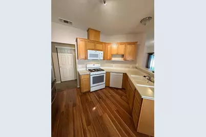 150 Aruba Circle, Sacramento, CA 95823 - Photo 2