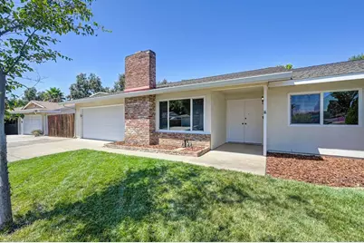 9700 Parktree Way, Elk Grove, CA 95624 - Photo 4