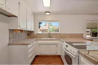 9700 Parktree Way, Elk Grove, CA 95624 - Photo 20