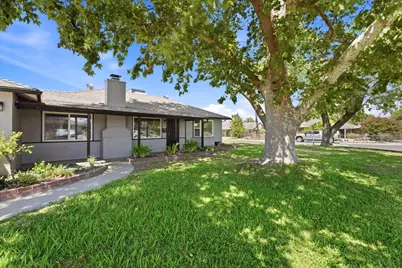 6431 Melrose Drive, North Highlands, CA 95660 - Photo 6