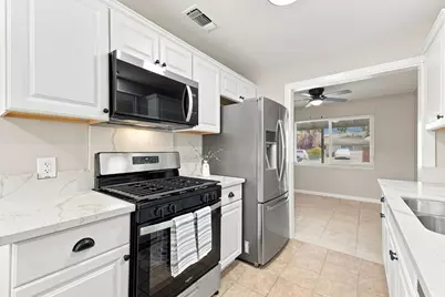 6431 Melrose Drive, North Highlands, CA 95660 - Photo 16