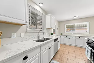 6431 Melrose Drive, North Highlands, CA 95660 - Photo 12