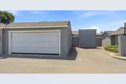 475 Peerless Way #6, Tracy, CA 95376 - Photo 1