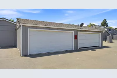 475 Peerless Way #6, Tracy, CA 95376 - Photo 2
