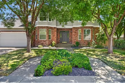 715 Lake Front Drive, Sacramento, CA 95831 - Photo 2