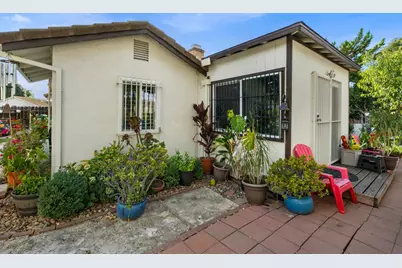 8428 New York Drive, Stockton, CA 95210 - Photo 30