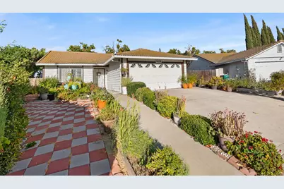8428 New York Drive, Stockton, CA 95210 - Photo 2