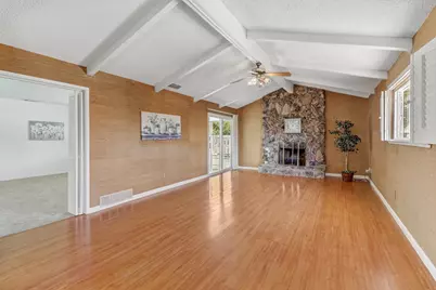 6995 Wavecrest Way, Sacramento, CA 95831 - Photo 18