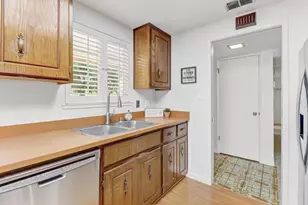 6995 Wavecrest Way, Sacramento, CA 95831 - Photo 20