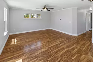 9894 Meteor Dr, Sacramento, CA 95827 - Photo 14