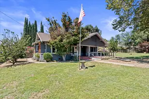 125 N Appling Rd, Waterford, CA 95386 - Photo 4