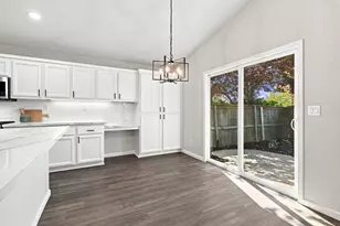 81 Bombay Cir, Sacramento, CA 95835 - Photo 8