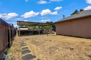 12821 Main St, Waterford, CA 95386 - Photo 18