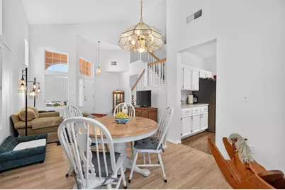 8999 Richborough Way, Elk Grove, CA 95624 - Photo 14