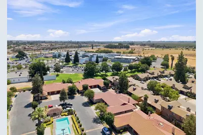 933 Barnett Way, Madera, CA 93637 - Photo 30
