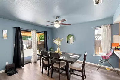 933 Barnett Way, Madera, CA 93637 - Photo 8