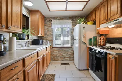 215 Eden Street #1/2, Lodi, CA 95240 - Photo 10