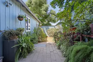 215 Eden St, Lodi, CA 95240 - Photo 2