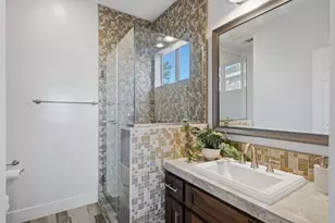 1607 Redmond Dr, Rocklin, CA 95765 - Photo 32