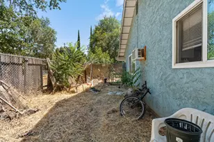 858 Cleveland Ave, Chico, CA 95928 - Photo 24