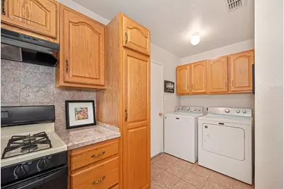 3115 Garfield Avenue, Carmichael, CA 95608 - Photo 18